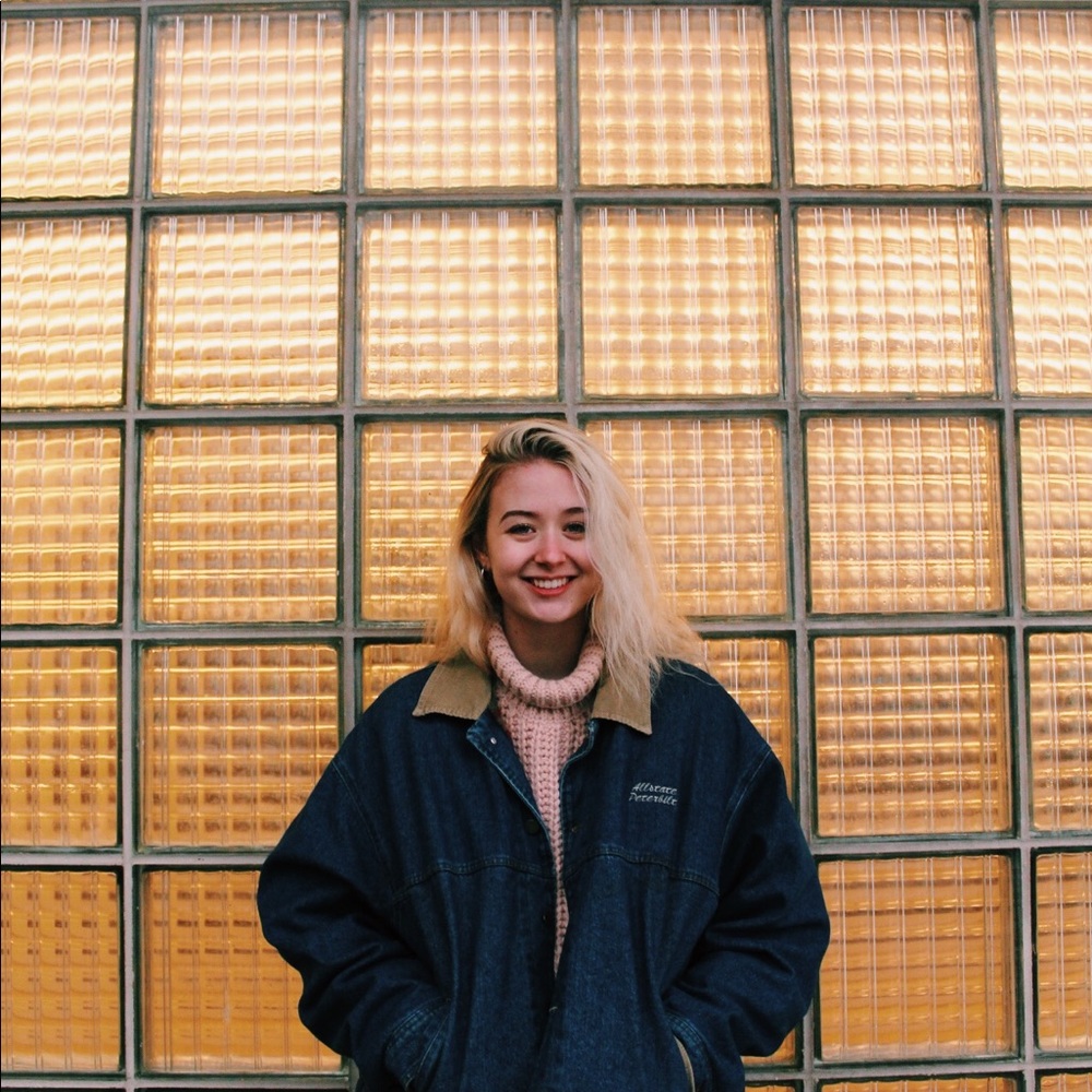 Meet your Posher, Alyssa